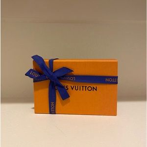 Louis Vuitton box